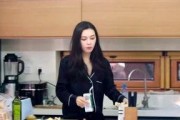 娱乐吃瓜胖姐,揭秘娱乐圈那些不为人知的幕后故事